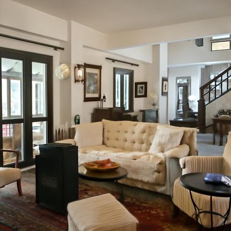 Cozy Nest In The Heart Of Lesvos Apartment Mytilíni Exterior foto